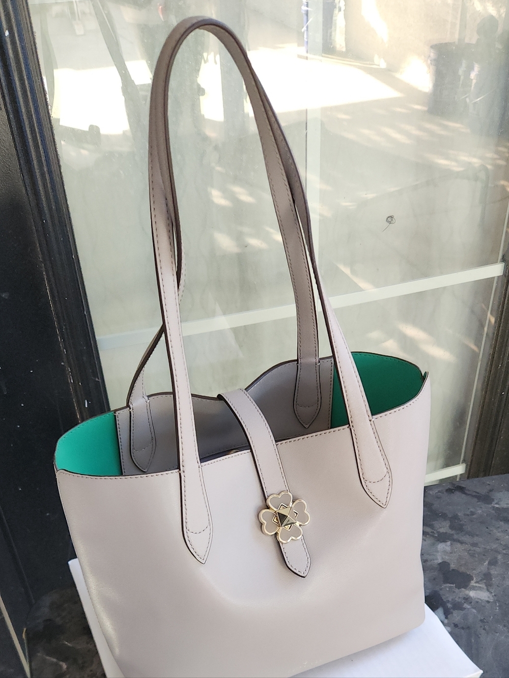Kate Spade Kaci Tote in Soft Taupe - Picture 4 of 10